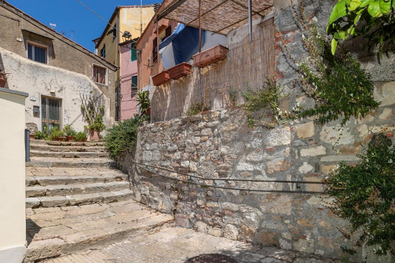 Un Pezzo Di Storia Vicino Al Mare Apartment Rosignano Marittimo Exterior foto